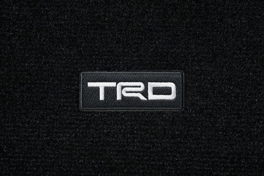 Логотип Toyota Raize by TRD 2019 года  (фото 5 из 12)